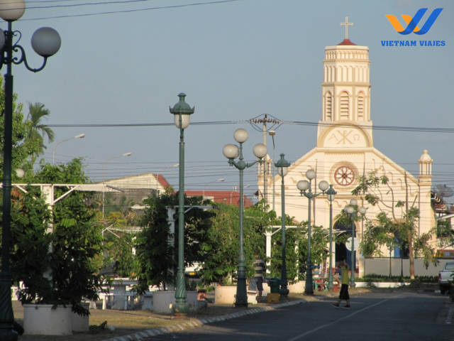 qué hacer en savannakhet laos