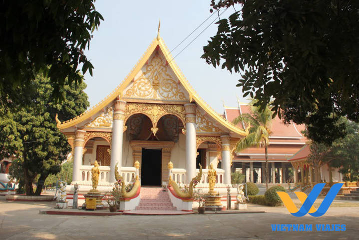 qué visitar en savannakhet laos